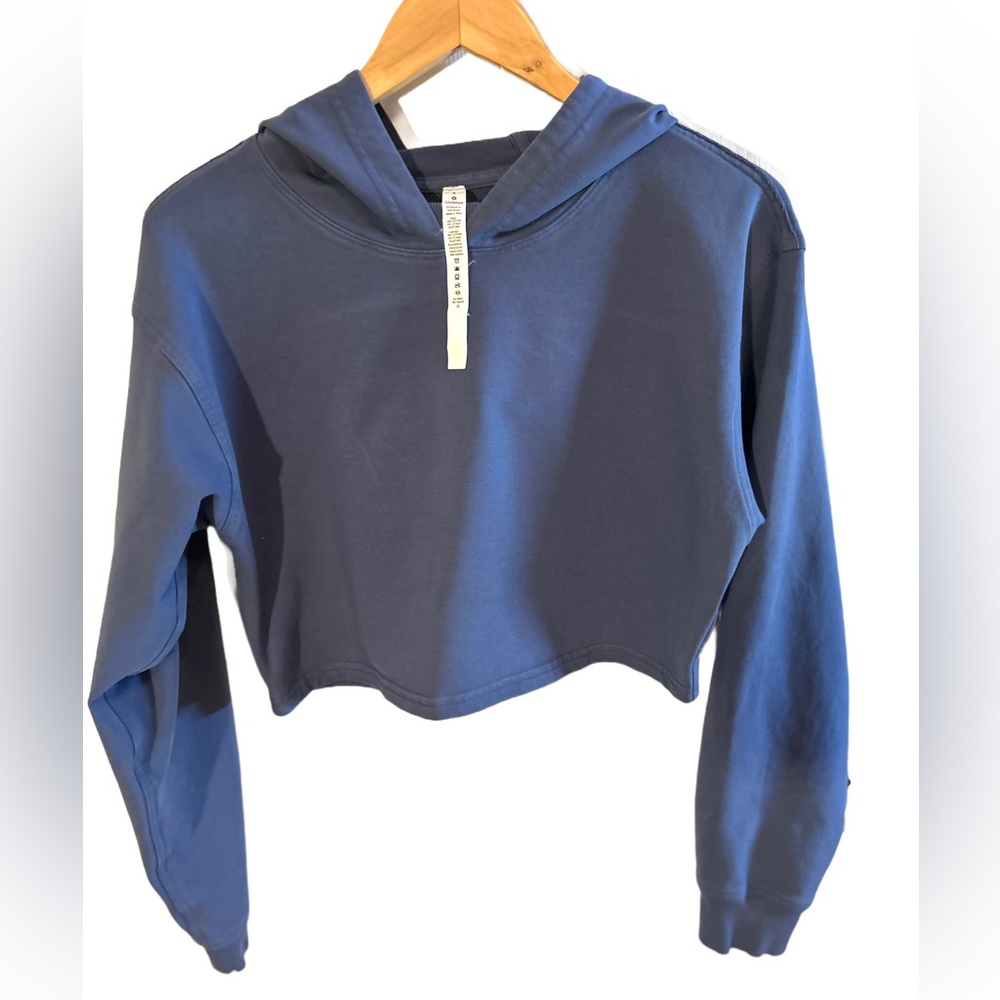 Lululemon All Yours Cropped Hoodie
Ink Blue Sz 8 - Picture 4 of 6